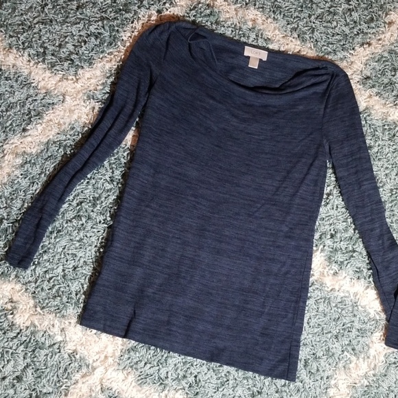 LOFT Sweaters - LOFT Long Sleeve Lightweight Sweater